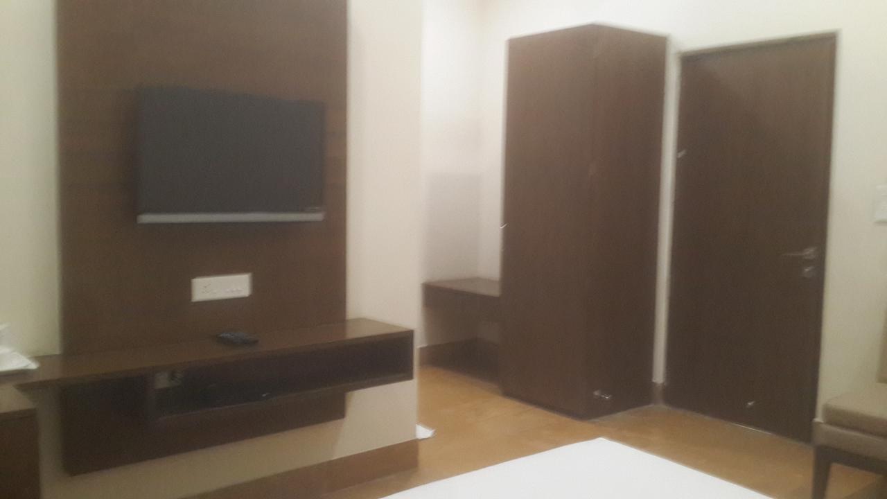 Hotel Heritage Embassy Raipur  Exterior photo